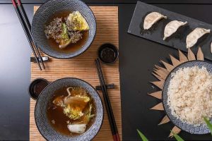 Arte Regal | Комплект за суши от керамика и бамбук, 8 части