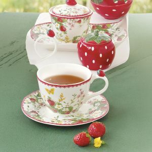 EasyLife | Порцеланови чаши за кафе 120мл комплект 2бр с чинийки | JARDIN DES FRAISES