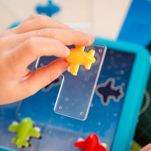 Smart Games | Логическа игра с фигурки самолети
