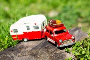 Метална каравана | Adventure in red